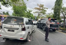 Tiga Mobil Terlibat Kecelakaan Beruntun di Bangkinang