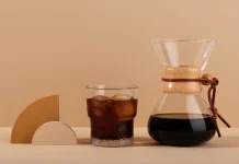 Cold Brew Sedang Tren, Apa Bedanya dengan Es Kopi?