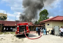 Dua Rumah Dinas Polri di Pekanbaru Terbakar, Sejumlah Kendaraan Hangus