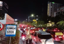Kepadatan Lalu Lintas di Jalan Sudirman Pekanbaru jelang Idul Fitri 1447 H/2026