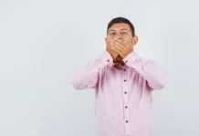 Tips Mengatasi Bau Mulut saat Puasa