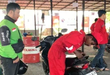 Masjid Raya Annur dan Baznas Riau Servis Ojol gratis