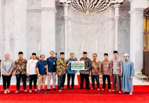 Wawako Sugiyarto Kawal Penyaluran Zakat Mal Rp500 Juta RS Awal Bros Group