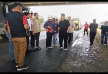 Cek Perbaikan Jalan, Plt Gubri Tinjau Jalan Garuda Sakti