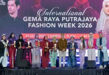 Batik dan Tenun Riau Bersinar di Malaysia lewat Karya Desainer Puan ASPEKRAF