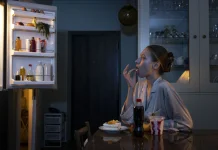 Cara Menghentikan Kebiasaan Ngemil tengahMalam