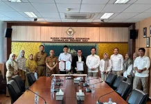 Wali Kota Dumai Paisal Serahkan LKPD Unaudited 2025