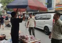 DPRD Pekanbaru Tegaskan Satpol PP Tidak Boleh Lindungi PKL Ilegal