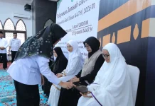 Bupati Afni Lepas 257 Jemaah Calon Haji, Titip Doa untuk Siak