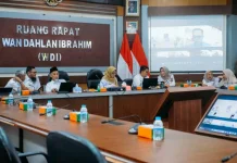 Wali Kota Dumai Ikuti Presentasi Kinerja Penurunan Pengangguran