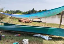 Mengaplikasikan Resin untuk Renovasi Perahu Kayu agar Tahan Lama