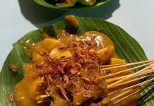 Berburu Kuliner Sumatera Barat: Dari Warung Sederhana hingga Rasa Bintang Lima