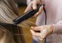 “Smoothing Rambut : Bikin Rapi Sekejap, tapi Aman Nggak Sih?”