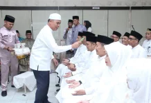Bupati Inhil Tepuk Tepung Tawar ASN Haji