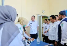 Wabup Muzamil Sidak Kantor Camat dan Puskesmas Alai