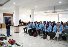 KPU Riau Mengajar Gelar Kuliah Praktisi di UIR Bahas Pendidikan Politik