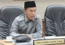 DPRD Riau Usulkan Dana WFH Dialihkan untuk Beasiswa Mahasiswa