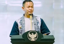 Wali Kota Pekanbaru Beri Kewenangan ke Camat untuk Permudah Birokrasi
