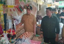 Pastikan Pangan Aman jelang Iduladha, Wako Pekanbaru Tinjau Harga Sembako