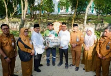 Wawako Sugiyarto Serahkan Sapi Kurban "Samson" Bantuan Kemasyarakatan Presiden