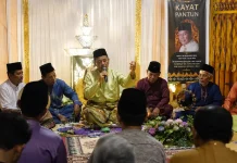 Kayat Pantun, Warisan Lisan Melayu yang Tetap Bertahan di tengah Modernisasi