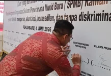 Penandatanganan Komitmen Bersama Ciptakan SPMB SMA/SMK yang Transparan