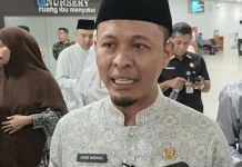 Mendarat di Pekanbaru, Walikota Agung Nugroho Sambut Ratusan Jemaah Haji