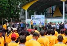 Kampanyekan Kebersihan Lingkungan, Wabup Muzamil Goro Bersama Warga