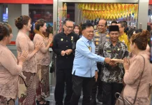 Bupati Asmar Ajak Ummat Budha Perkuat Perdamaian dan Kerukunan Beragama