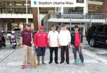 KONI dan Dispora Riau Benahi Stadion Utama