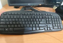 Jangan Abaikan, Keyboard Komputer juga Perlu Dibersihkan