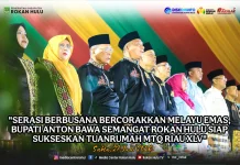 Serasi Berbusana Melayu Emas, Bupati Rohul Siap Sukseskan MTQ Riau ke-45