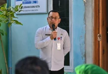 Sekda Fahmi Rizal Tinjau Khitanan Massal BUMD