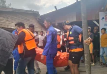 Tim SAR Temukan Satu Korban Kapal Pompong Tenggelam di Sungai Apit