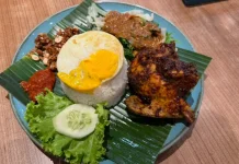 Nasi Ayam Bakar Pecel Solo Menu Sehat