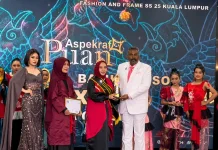 Batik Kloso Riau Tampil di Fashion In Frame Kuala Lumpur
