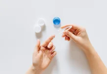 Jangan Asal Pakai Softlens, Kenali Cara Aman Menggunakannya