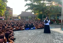 SMAN 5 Pekanbaru Dukung Lingkungan Bebas Bullying melalui Penyuluhan Hukum