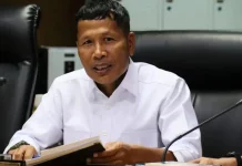 Indra Gunawan Eet Minta Maaf dan Menyesali Kerusuhan yang Terjadi di DPRD Riau