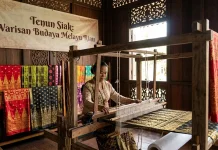 Tenun Siak Warisan Budaya Melayu yang Terus Dijaga dari Generasi ke Generasi