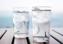 Mitos atau Fakta Minum Air Es Bisa Menyebabkan Gemuk