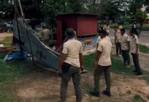 Satpol PP Pekanbaru Tertibkan Puluhan Lapak PKL di Kawasan Stadion Utama Riau