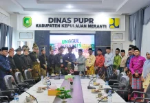 Bupati Asmar Sambut Lawatan Adat Ketua-ketua Kampung Melaka