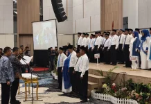 Wali Kota Pekanbaru Kukuhkan 150 RT/RW Bukit Raya