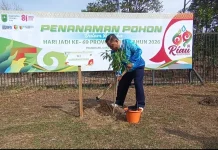 Pemprov Riau Tanam 2.500 Pohon Peringati HUT ke-69 Riau dan HUT ke-81 RI