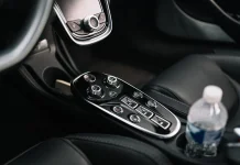 Sering Tinggalkan Air Mineral di dalam Mobil, Ini yang Perlu Diperhatikan