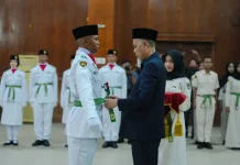 Sebanyak 35 Paskibraka Dumai Dikukuhkan oleh Wali Kota Dumai H. Paisal