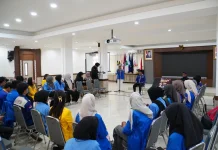 Sekolah Pemilu Hijau KPU Riau Hadirkan Pembelajaran tentang Data dan Dapil
