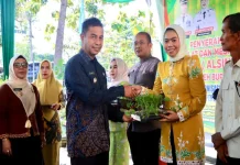Kampar Perkuat Pertanian dengan Alsintan