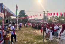 Semarak HUT RI Warga Graha Mustamindo Rimbo Panjang Gelar Jalan Santai